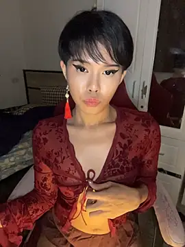 Plaxxxtique's Live XXX Chat