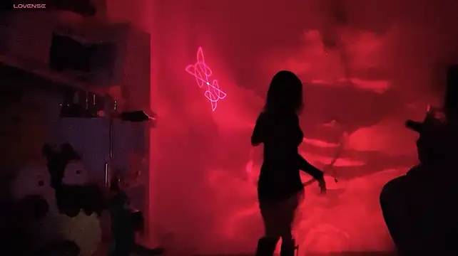 Czat XXX na żywo – Tieu-May