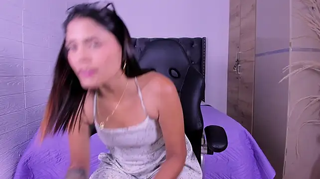 LunaRossie1_ - fuck dildo