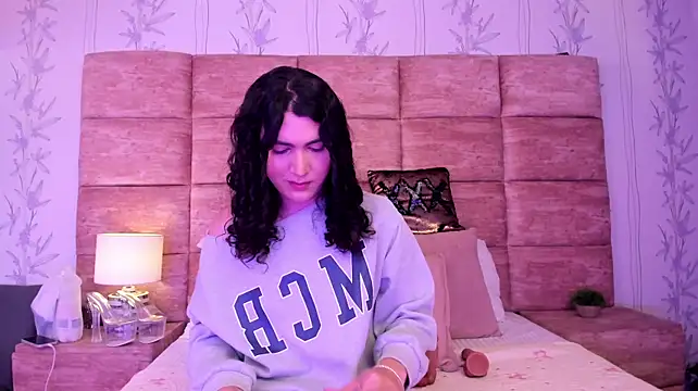 NinaHille Chat XXX in diretta