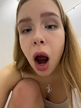 Liza_risky