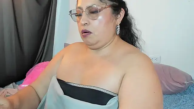Keyla01_'s Live XXX Chat