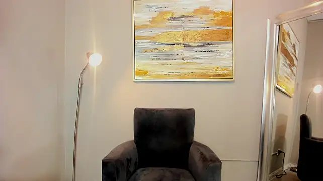 Yintaish Chat XXX live