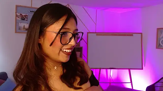 Sydney_bush - Pinch nipples