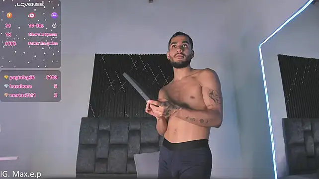 maxpower830 Live XXX Chat