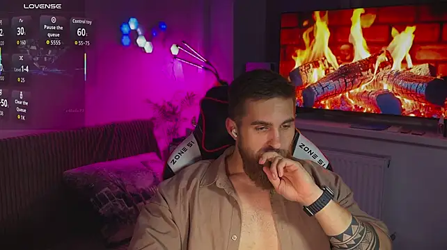 XXX chat uživo modela Sweeet__boy