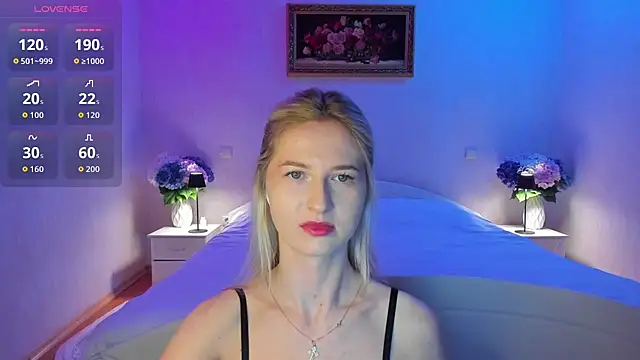 Julie_Blaze - Play Pussy 🚀