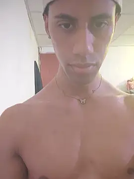 Czat XXX na żywo – Dennis_Lupers