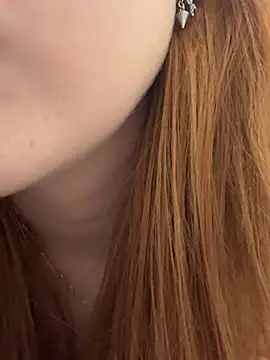 Freaky__Nikki - PUSSY PLAY IN DOGGY NEAR URIANS