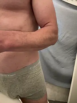 Bumbastic6Pack Live XXX Chat