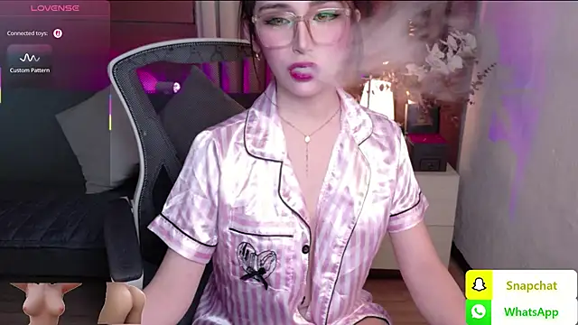 ITSmhiyasnow 라이브 XXX 채팅