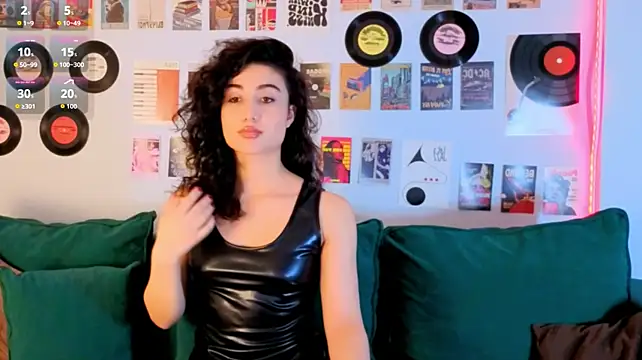 Maya_Rogerss Chat XXX in diretta