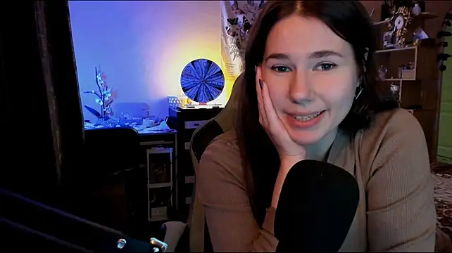 Girl_u_never_met - show my tites ❤😋