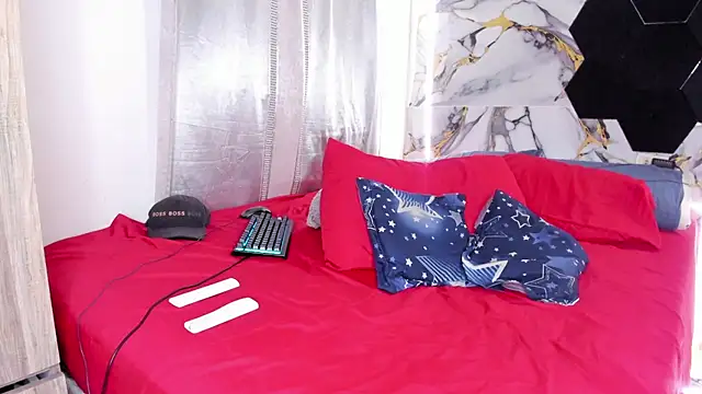 Chat XXX en directo de Goldendesirexx__