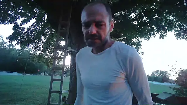 XXX chat uživo modela DaddyAndSplashQueen