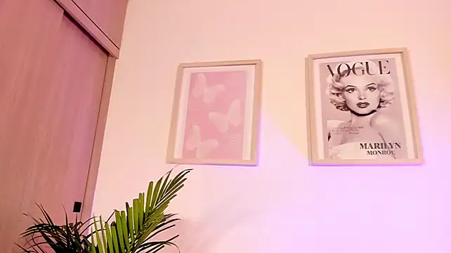 evan_voss Adlı Modelin Canlı XXX Sohbeti