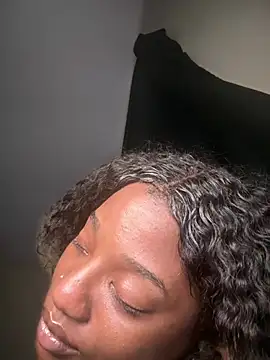 ApAfterDark's Live XXX Chat