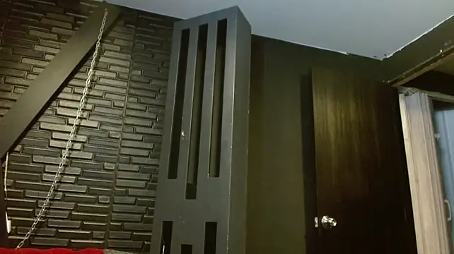 XXX chat uživo modela MikeHunteer