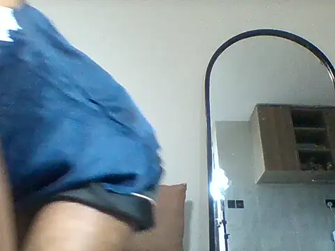 Živý XXX chat hotlittlemiss