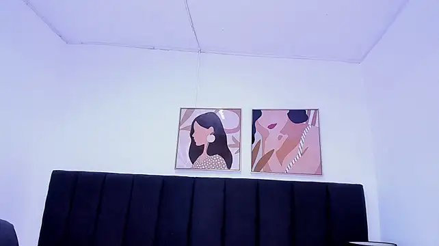 Dullce77 - I write your name on my tits