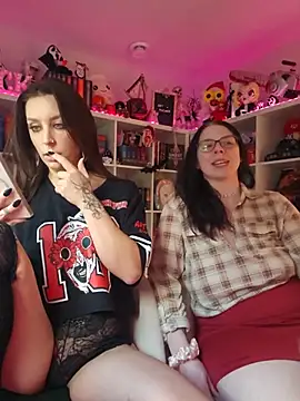 LilyOrion Adlı Modelin Canlı XXX Sohbeti