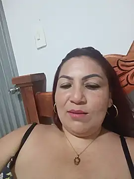 XXX chat uživo modela Agata_Traviesa