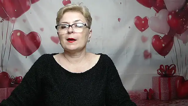 EmiliaGree live XXX chat