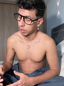 Jack_Frostt Adlı Modelin Canlı XXX Sohbeti