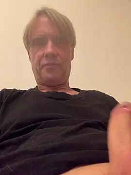 Jeppe555 Live XXX-Chat
