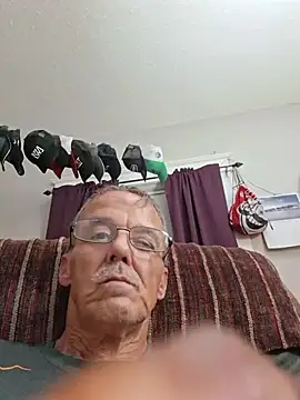 Marcus271's Live XXX Chat