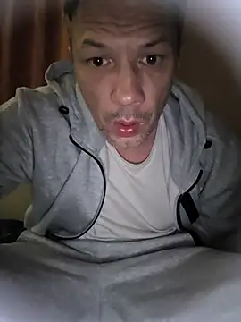 XXX chat uživo modela tomek84