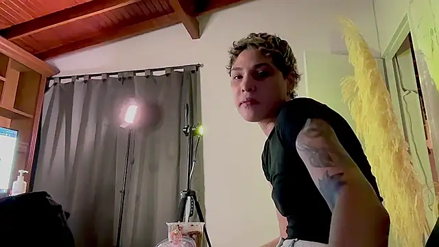 MarcellaGriffin Show Webcam
