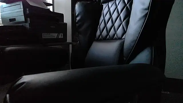Chat +18 de TrevorSteele ao vivo