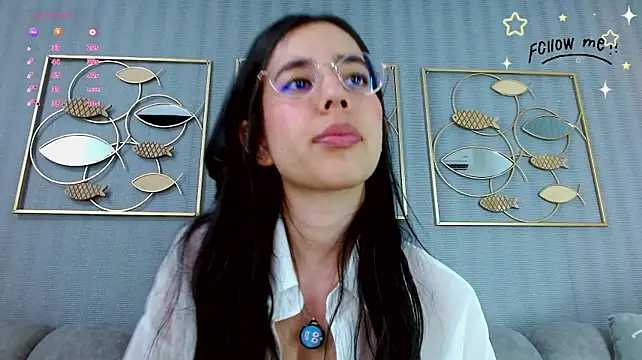 Laraa_jeean - 2 fingers in my ass