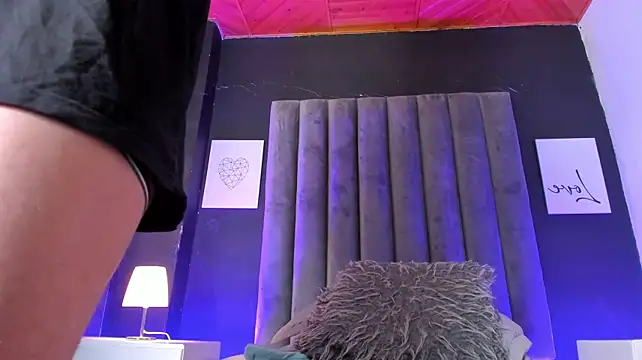 Isaac_Grey XXX чат на живо