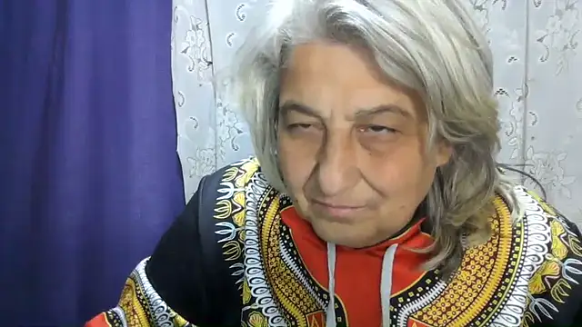 XXX chat uživo modela ExquisiteMature
