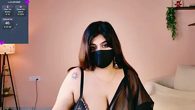 Mysterious_krishaaのライブXXXチャット