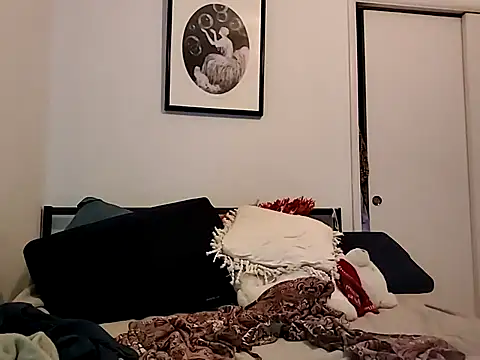 Scarlettishere's Live XXX Chat
