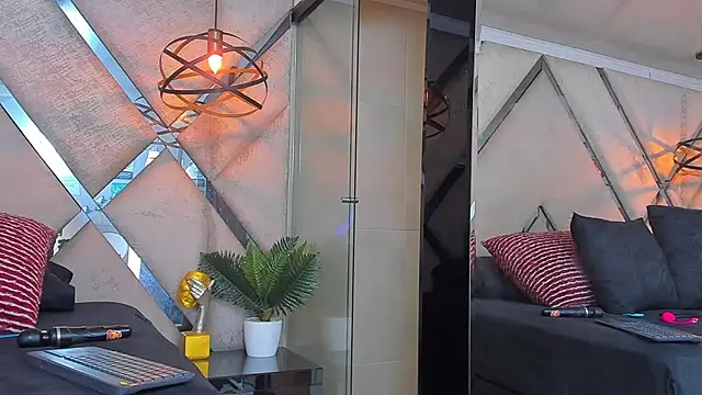 Liah_Grey8 - show pussy
