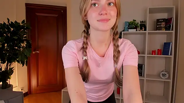 SaritaCaughman - make my top more wet
