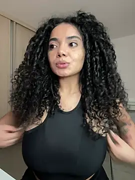 Curlyierr - UNDRESS AND GET NAKED
