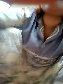 -Tara-an Live XXX chat