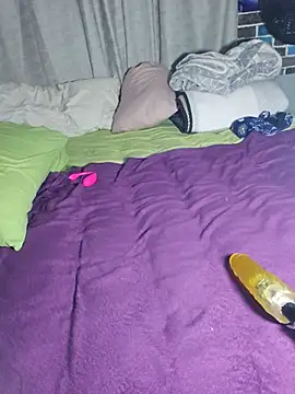 mimiya24 Adlı Modelin Canlı XXX Sohbeti