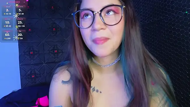 emma_ferrarii's Live XXX Chat
