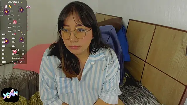 Chat +18 de ella_harry ao vivo