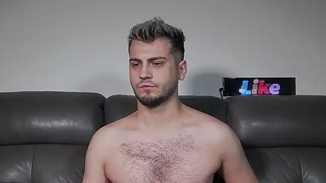 CrazyDom1 Chat XXX live