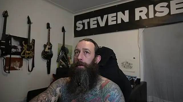 צ'אט XXX בשידור חי של StevenRiseNYC