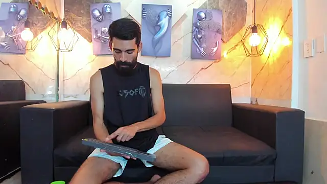 Онлайн чат XXX Andres_Bless