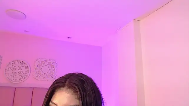 Heidy_Palmer_ - oil my whole body