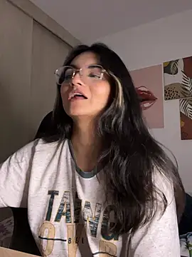 Chat +18 de Cat2525 ao vivo